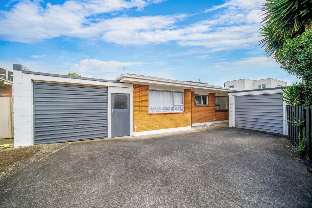 5/16 Campbell Road, One Tree Hill, Auckland - Carousel 13