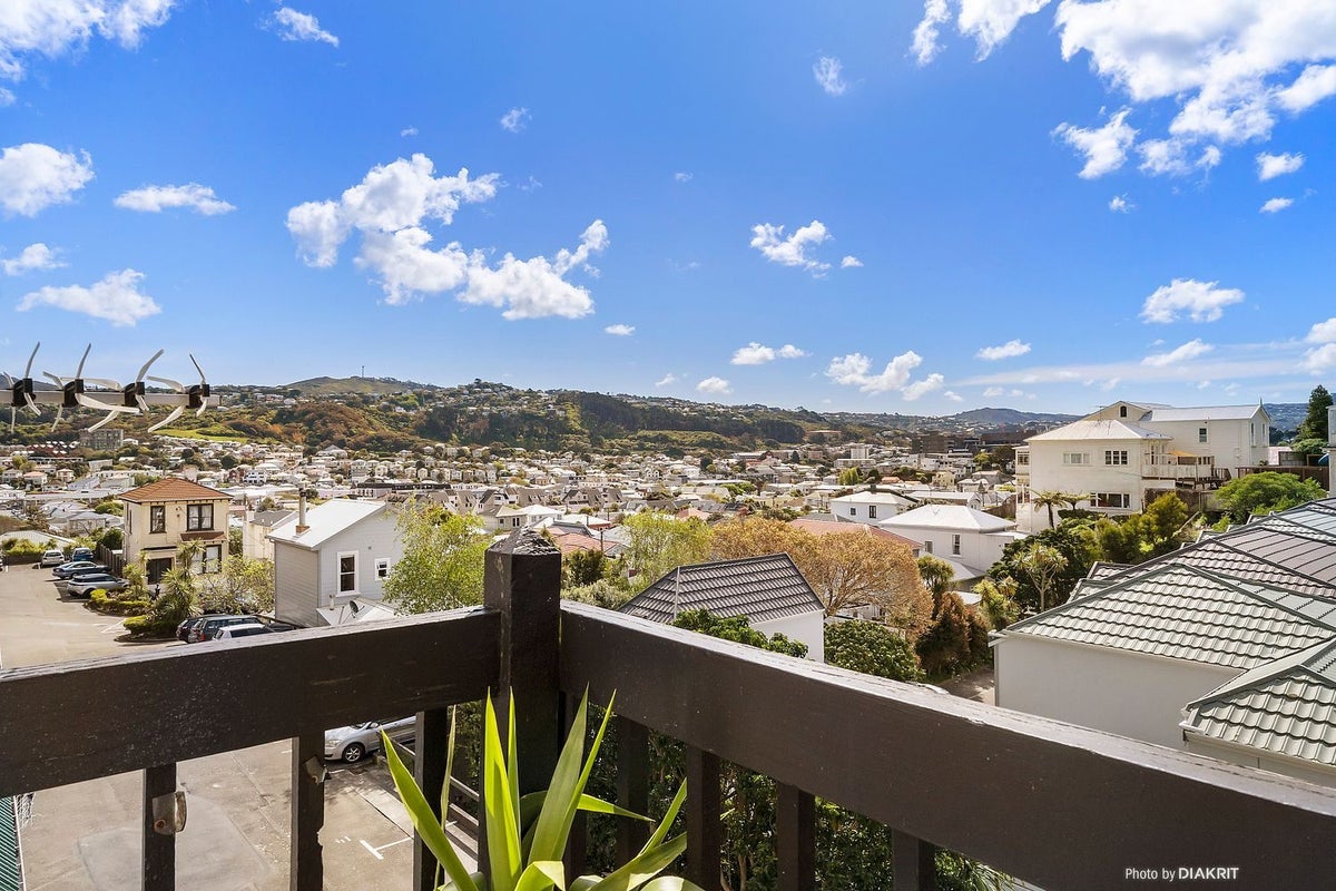 5/46 Hiropi Street, Newtown, Wellington - Carousel 2