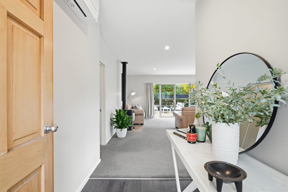 49 O'Neill Avenue, Northwood, Christchurch - Carousel 2