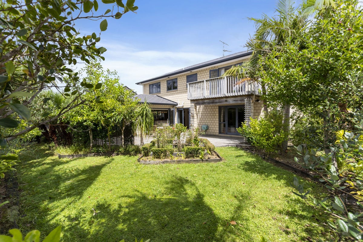 21 English Oak Drive, Schnapper Rock, Auckland - Carousel 28