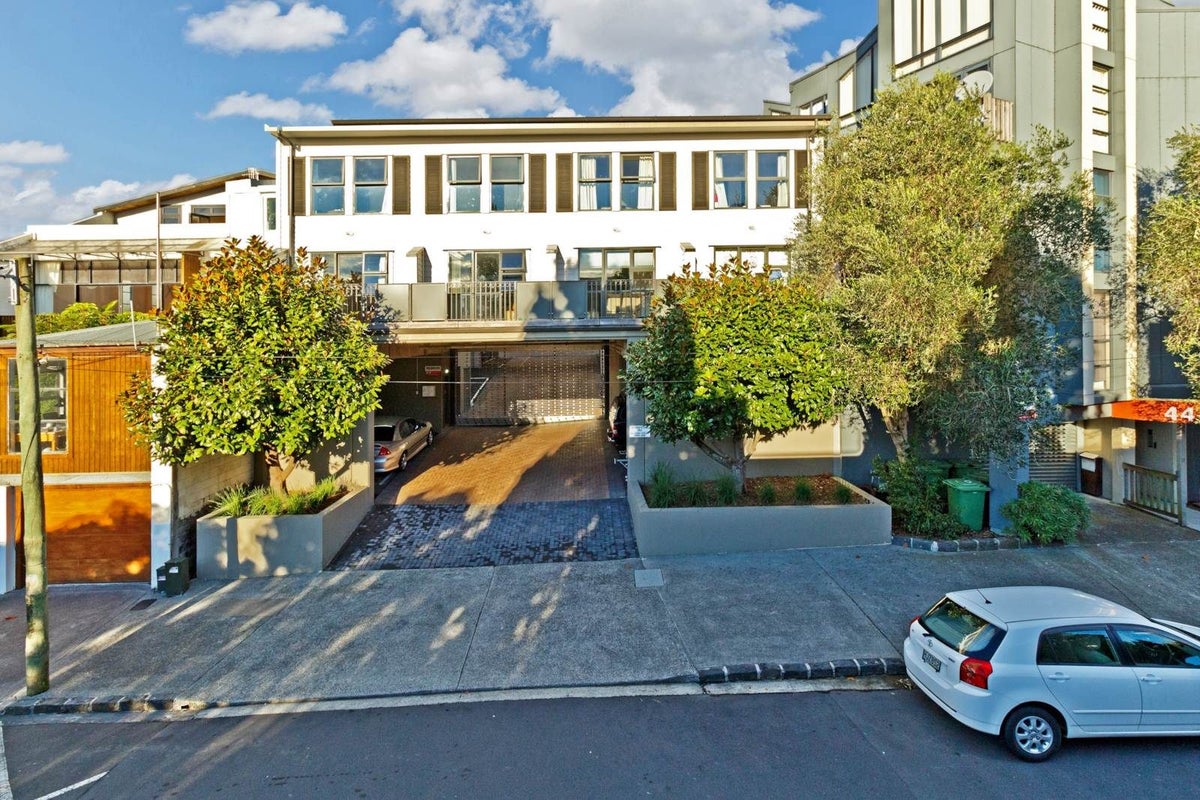 7/42 St Benedicts Street, Newton, Auckland - Carousel 13