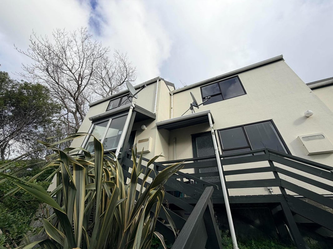 12/12 Vallance Street, Kilbirnie, Wellington - Carousel 1