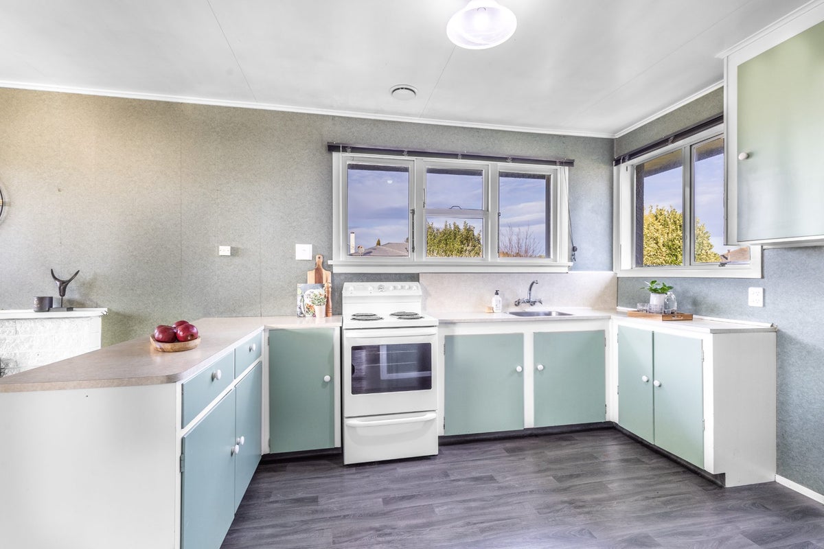 51 Kinmont Crescent, Newfield, Invercargill - Carousel 2