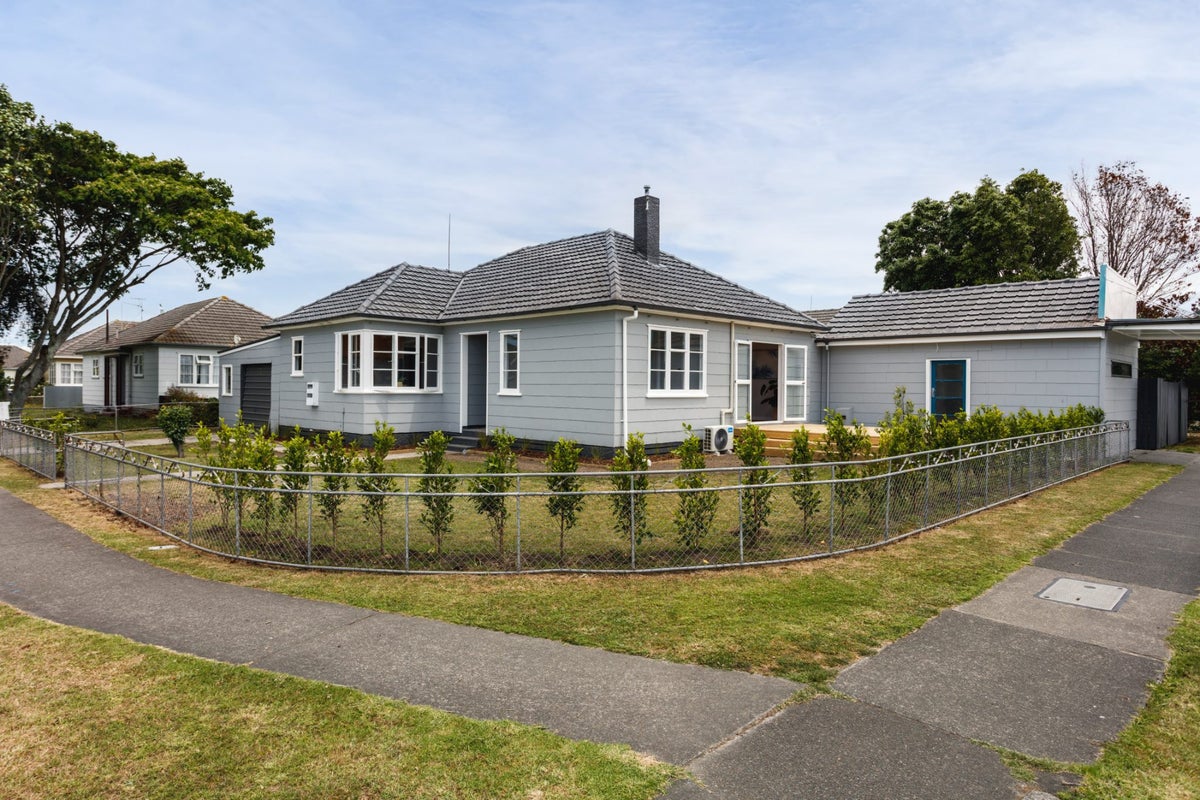 54 Collins Street, Te Hapara, Gisborne - Carousel 1