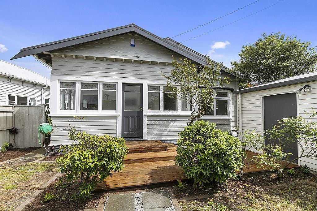 67 Hutt Road, Petone, Lower Hutt - Carousel 1