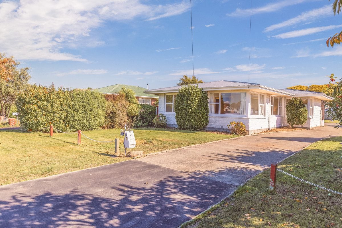 146 Springs Road, Hornby, Christchurch - Carousel 22