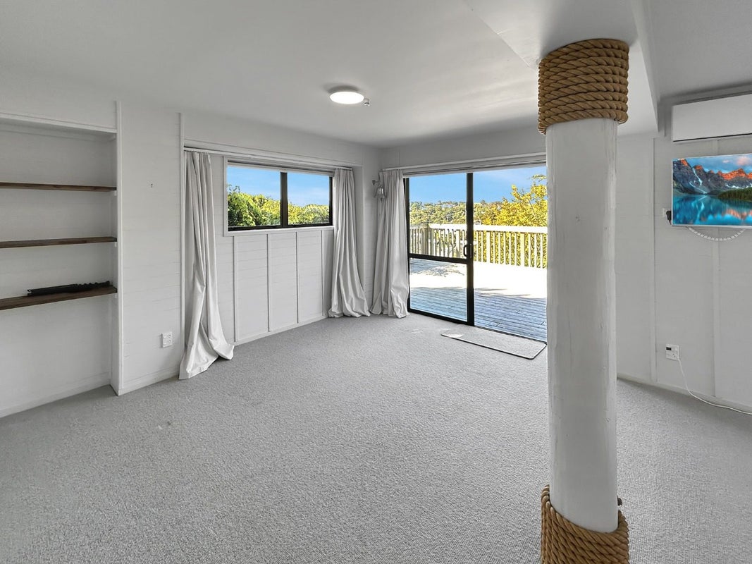 19 Bay View Road, Raglan, Raglan - Carousel 2