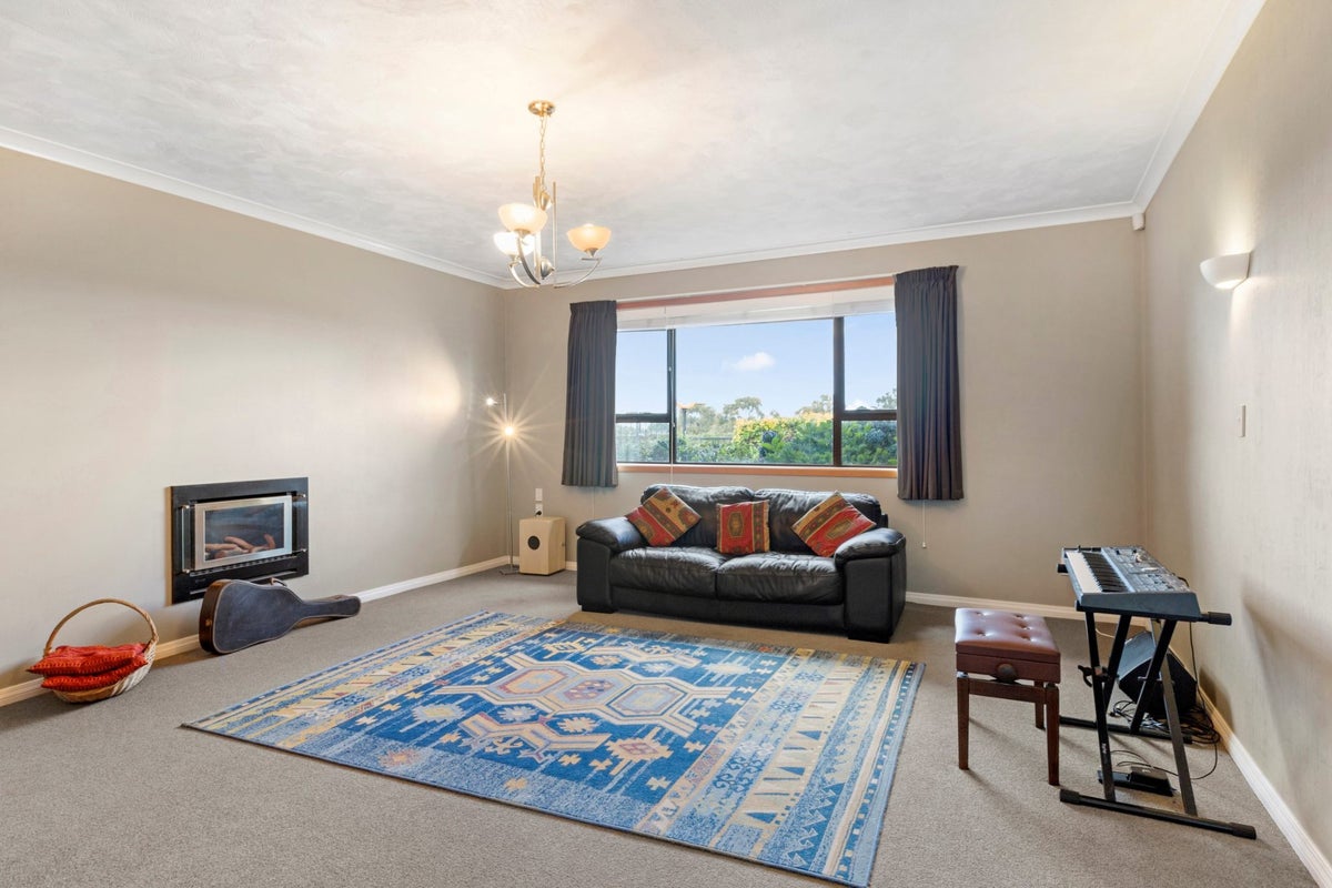 243 Woodside Road, Tamahere - Carousel 50