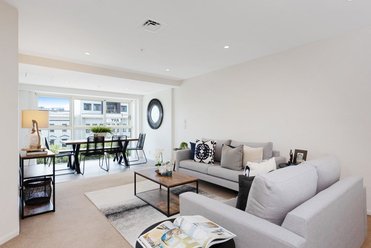 4C/5 Kent Terrace, Mount Victoria, Wellington - Carousel 2
