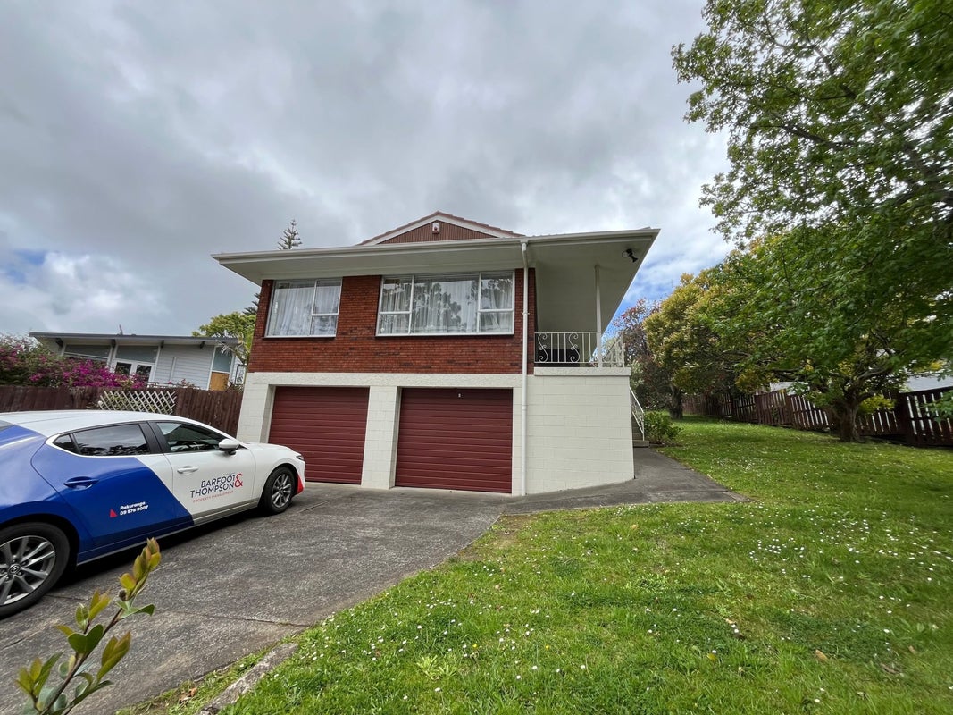 171 Gossamer Drive, Pakuranga Heights, Auckland - Carousel 1