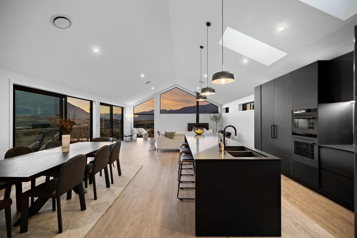 89 Spur Ridge Rise, Jacks Point, Queenstown - Carousel 1