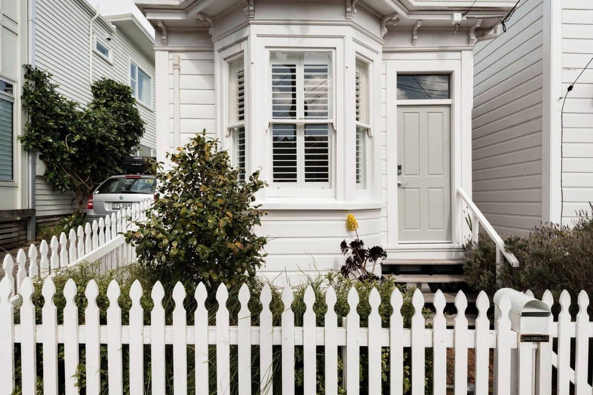 76 Elizabeth Street, Mount Victoria, Wellington - Carousel 1