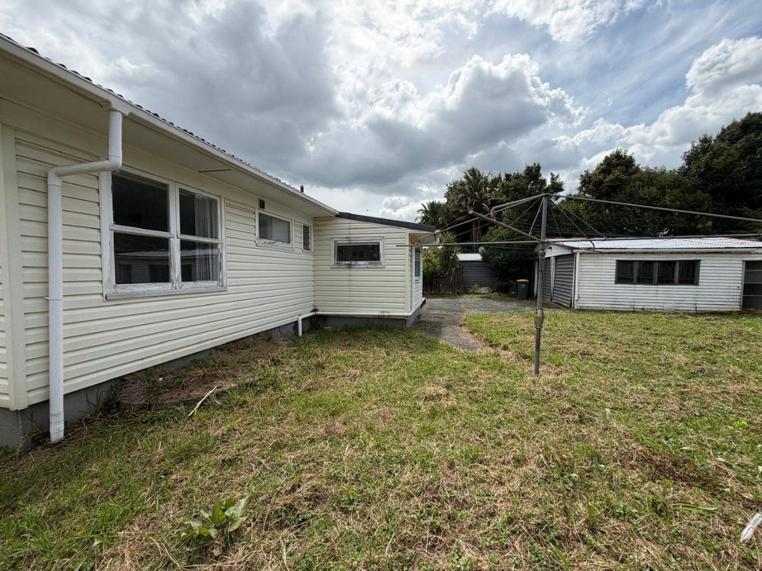 112 Cargill Street, Papakura, Papakura - Carousel 19