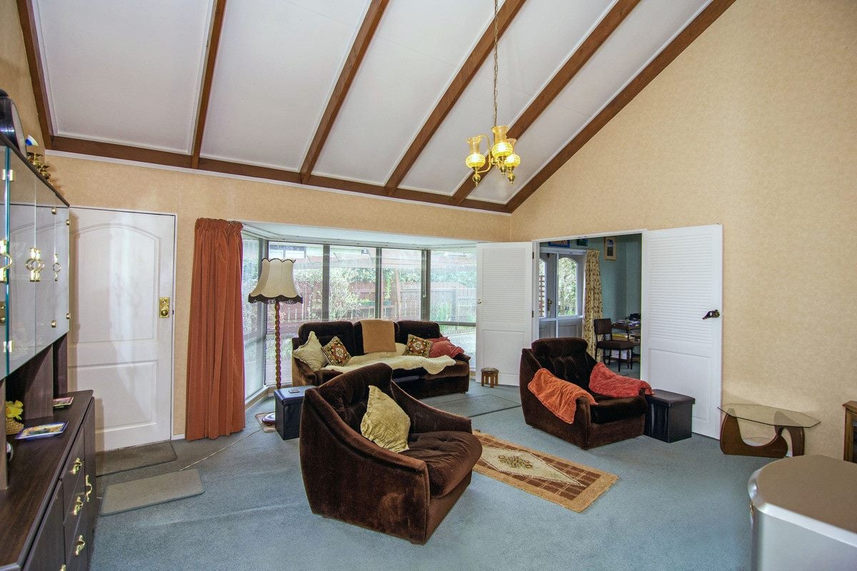 6 Rewa Place, Lansdowne, Masterton - Carousel 2