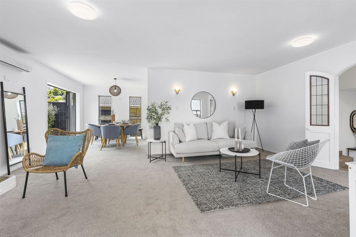 65 Stapleford Crescent, Browns Bay, Auckland - Carousel 2