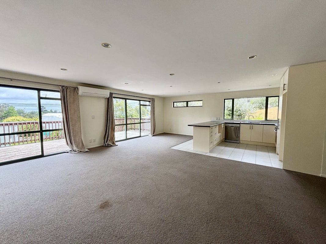 14A Seymour Road, Sunnyvale, Auckland - Carousel 2
