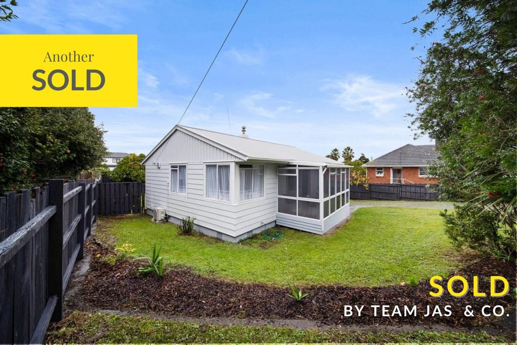 9 Bowater Place, Manurewa, Auckland - Carousel 1