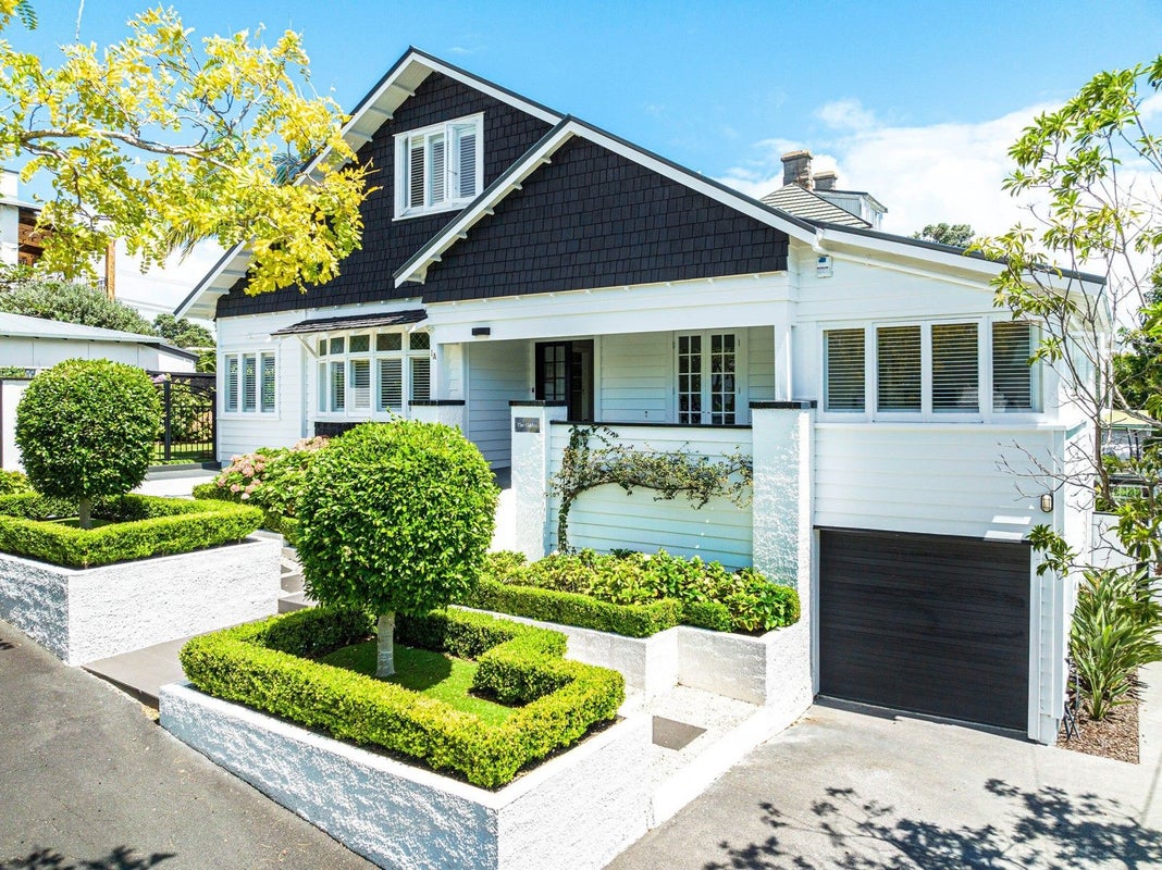 1A Glen Road, Stanley Point, Auckland - Carousel 1