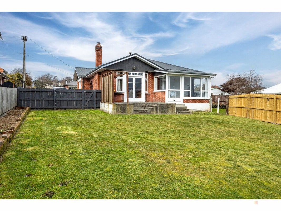 33 Ashbury Avenue, Waimataitai, Timaru - Carousel 1