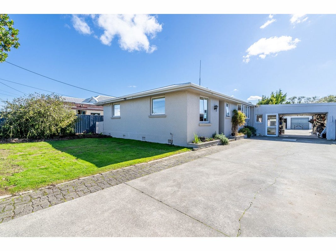 12 Willis Street, Grasmere, Invercargill - Carousel 1