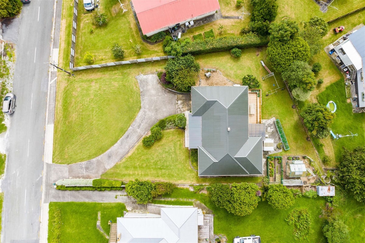 16 View Street, Maungaturoto, Maungaturoto - Carousel 20