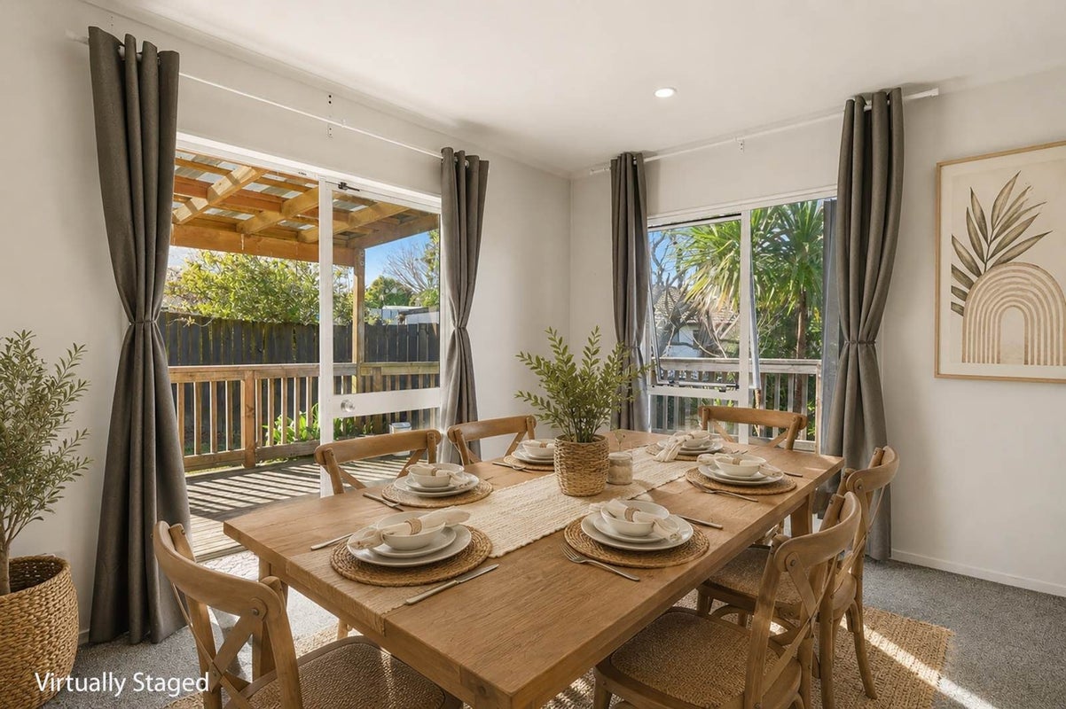 115 Athena Drive, Totara Vale, Auckland - Carousel 2