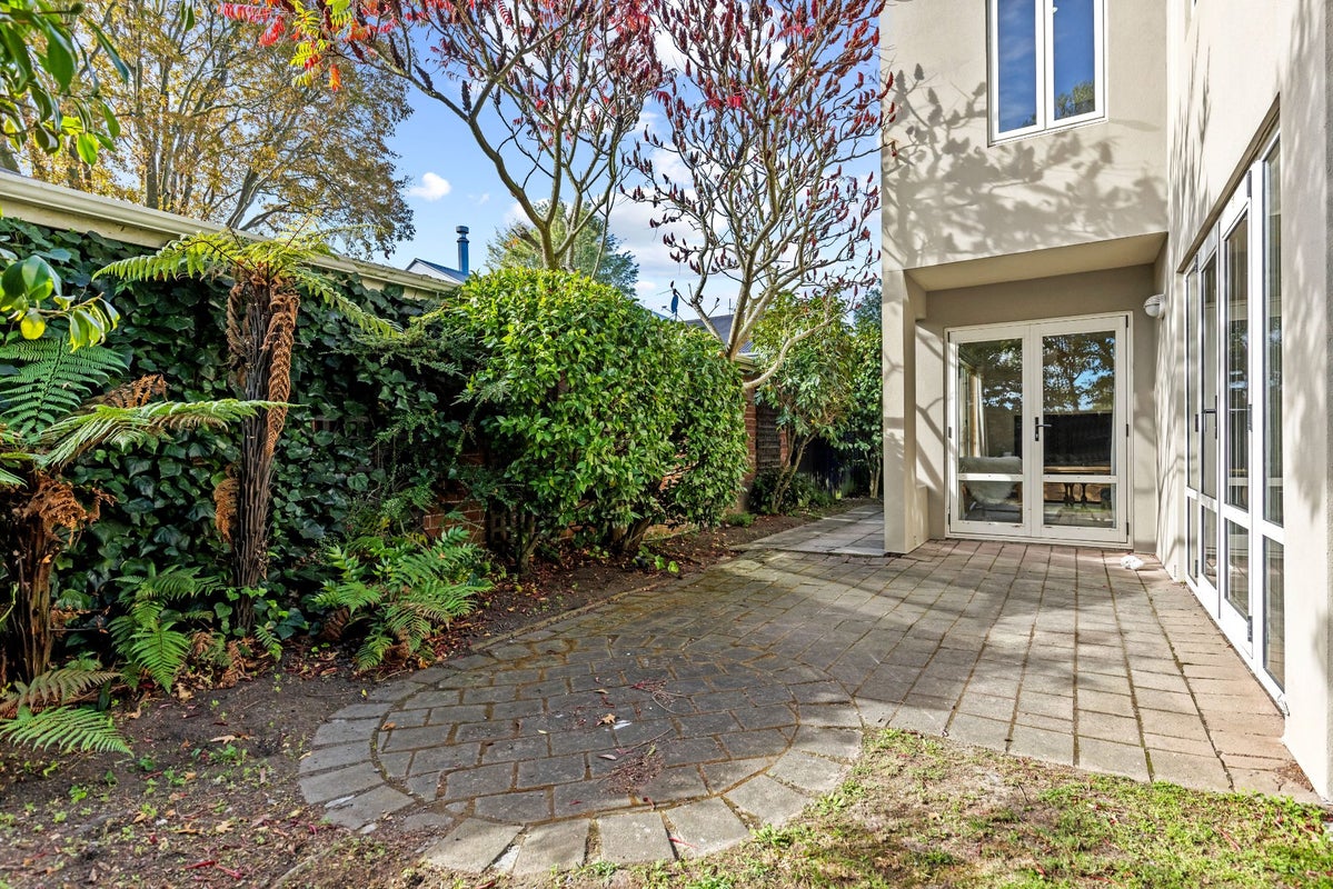 1A Bradshaw Terrace, Riccarton, Christchurch - Carousel 15