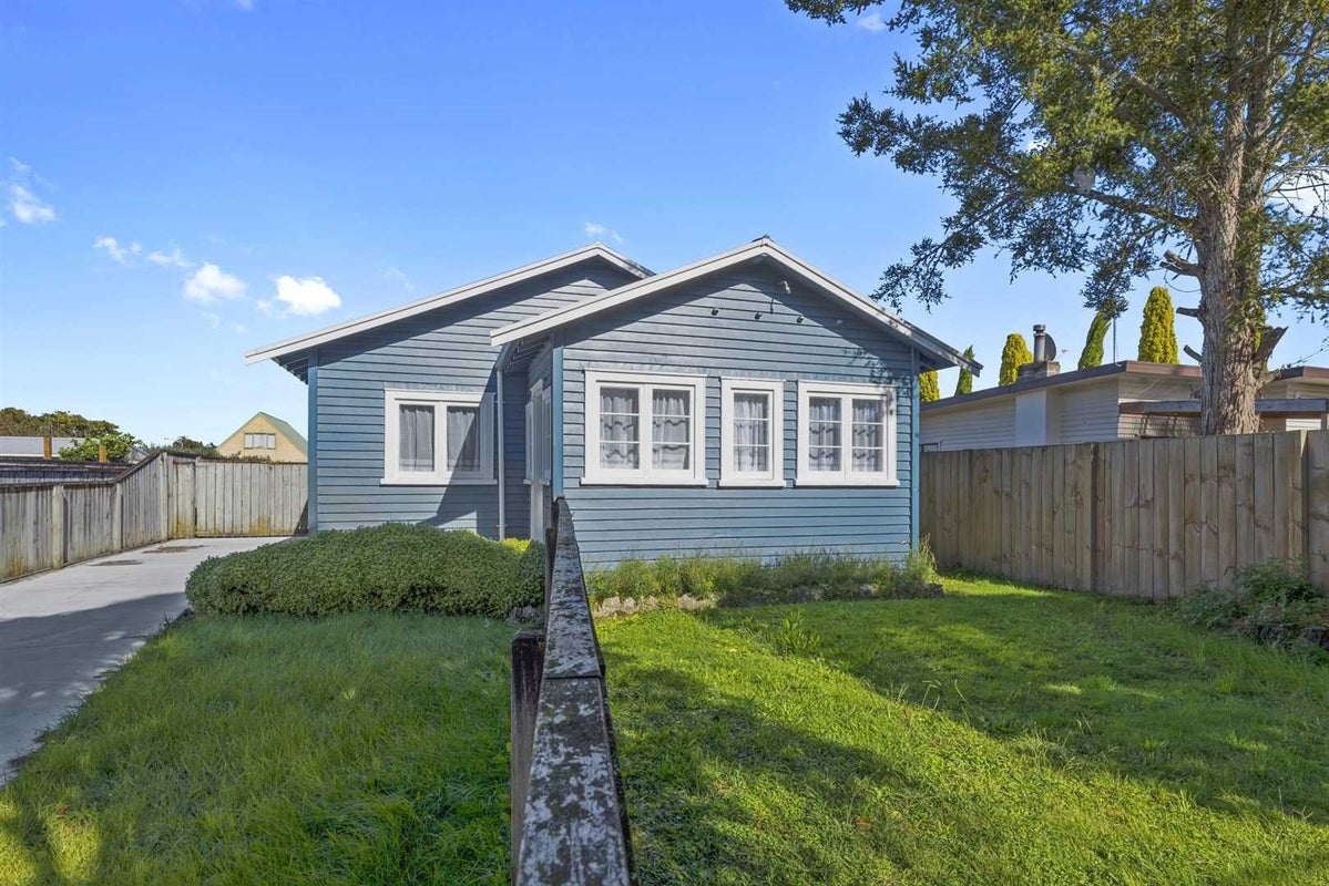 7 Rawene Street, Nawton, Hamilton - Carousel 2