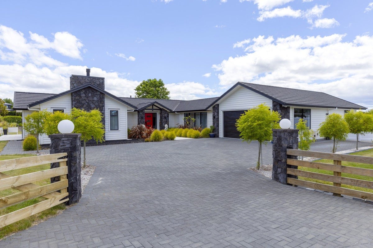 73 Huka Falls Road, Rangatira Park, Taupo - Carousel 1