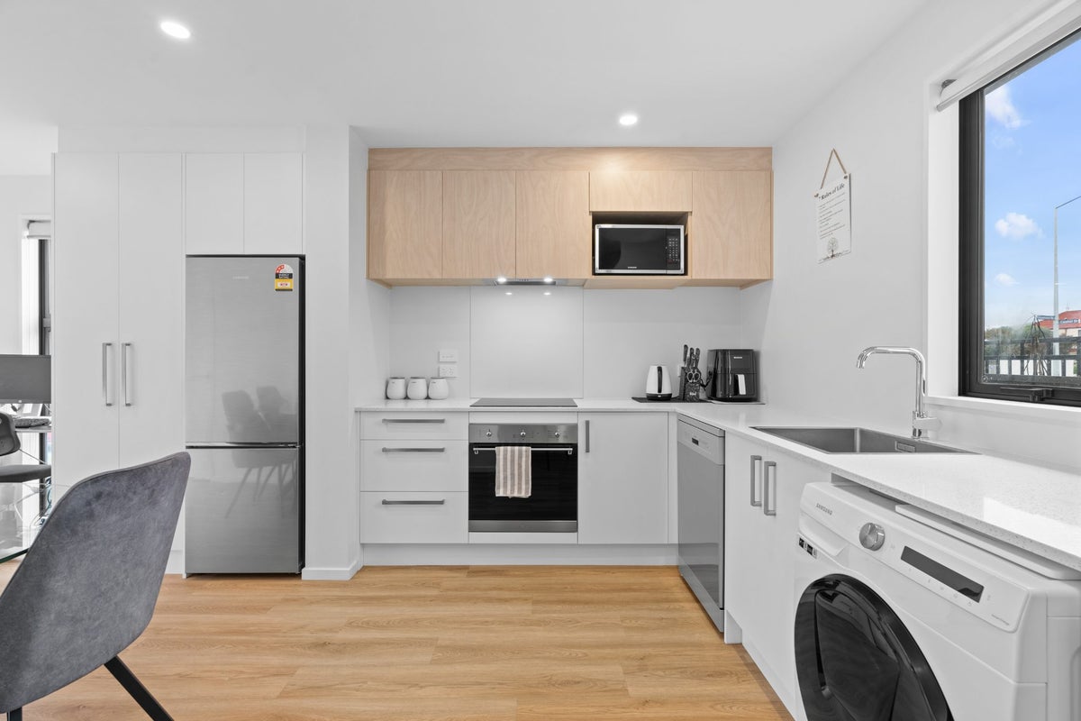 1/55 Stanmore Road, Linwood, Christchurch - Carousel 2