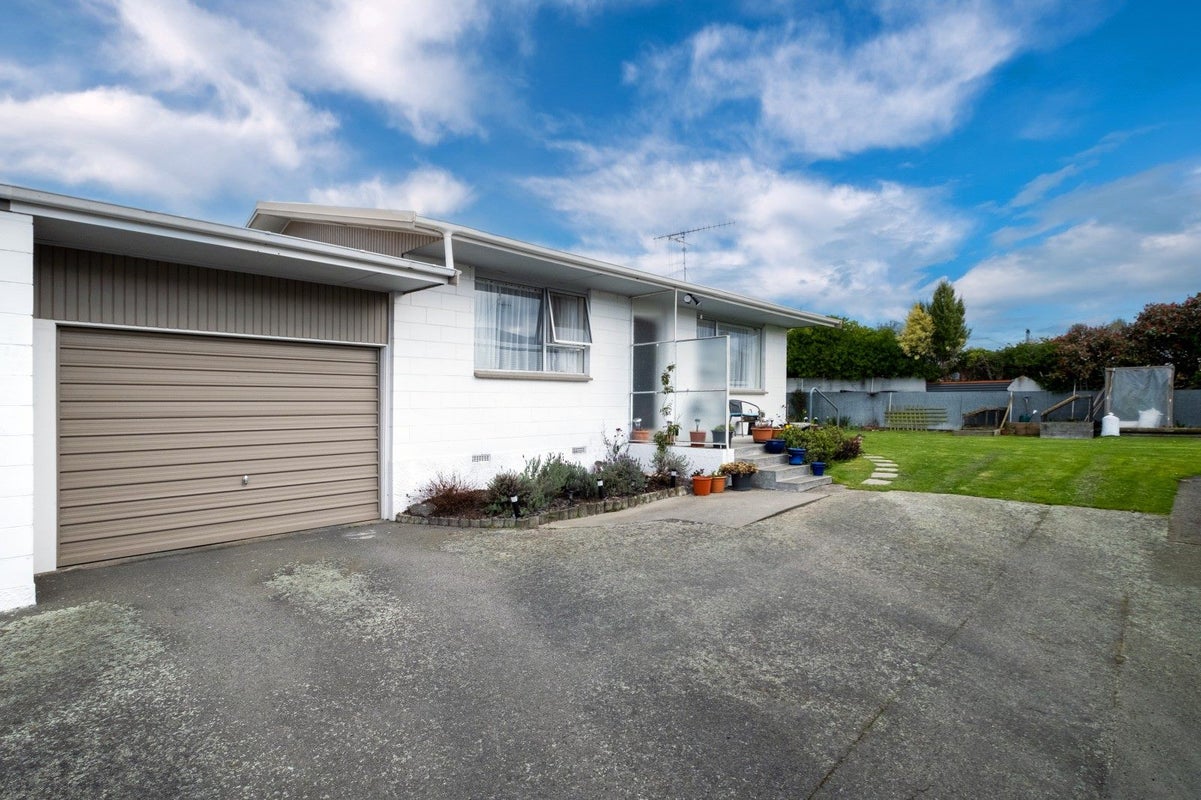 2/10 Wallace Street, Kensington, Timaru - Carousel 1