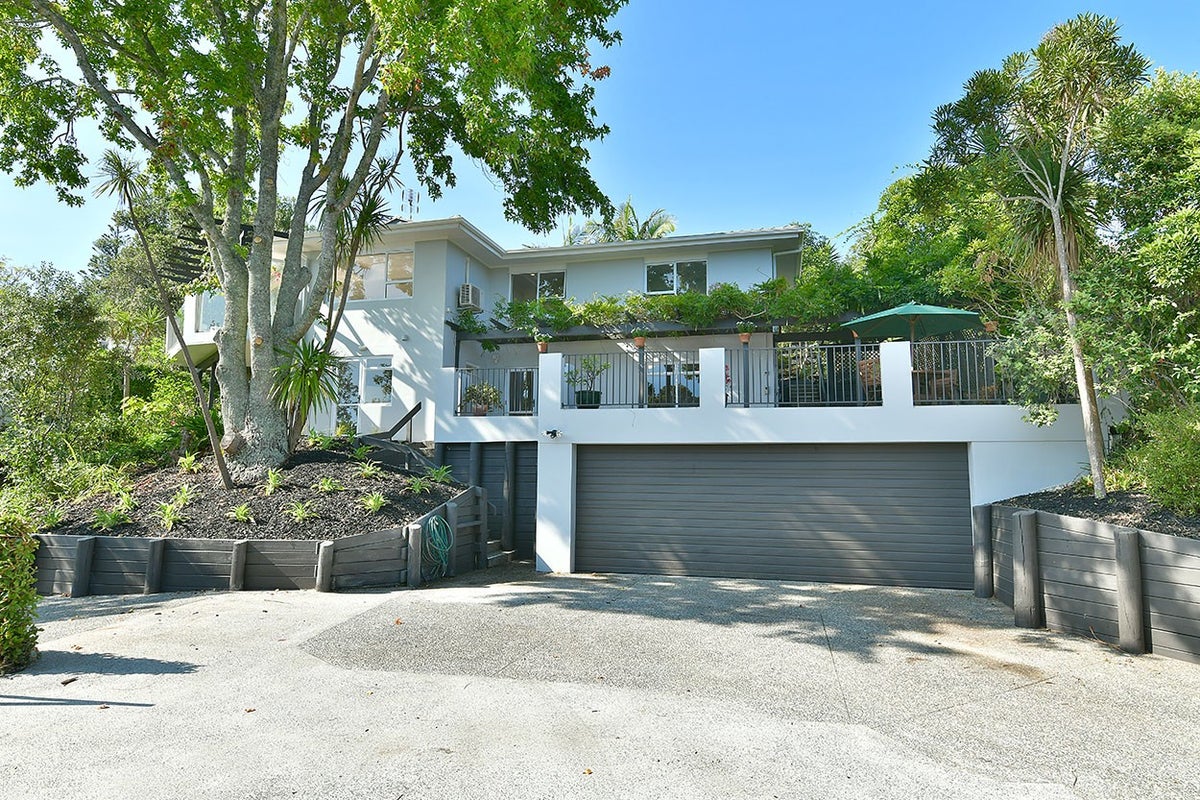 153 Kowhai Road, Mairangi Bay, Auckland - Carousel 18