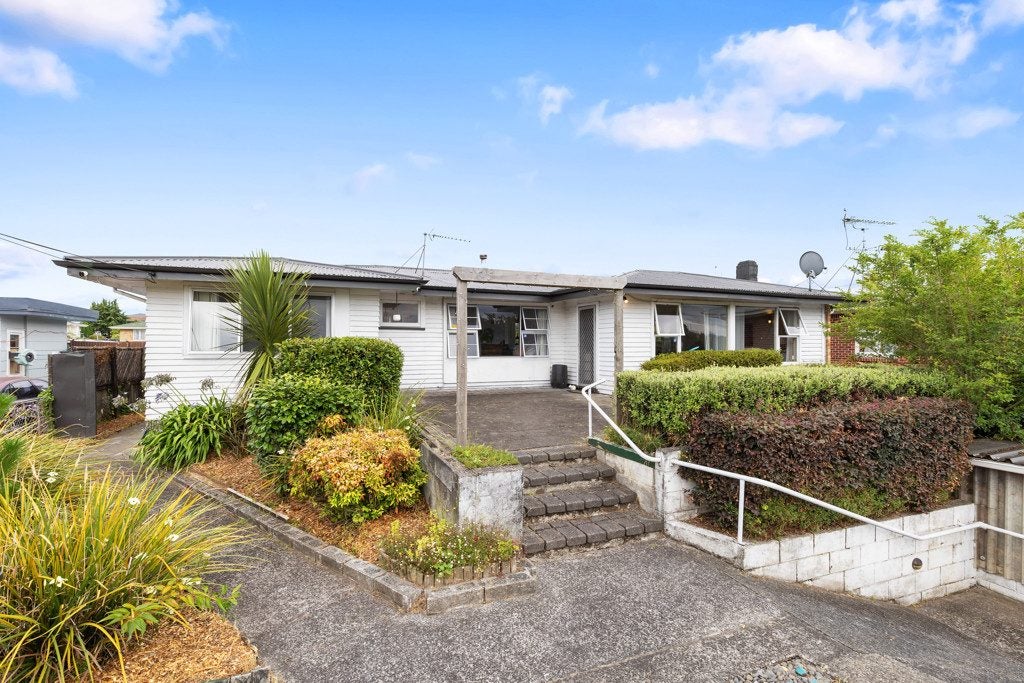 94 Papanui Street, Tokoroa, Tokoroa - Carousel 1