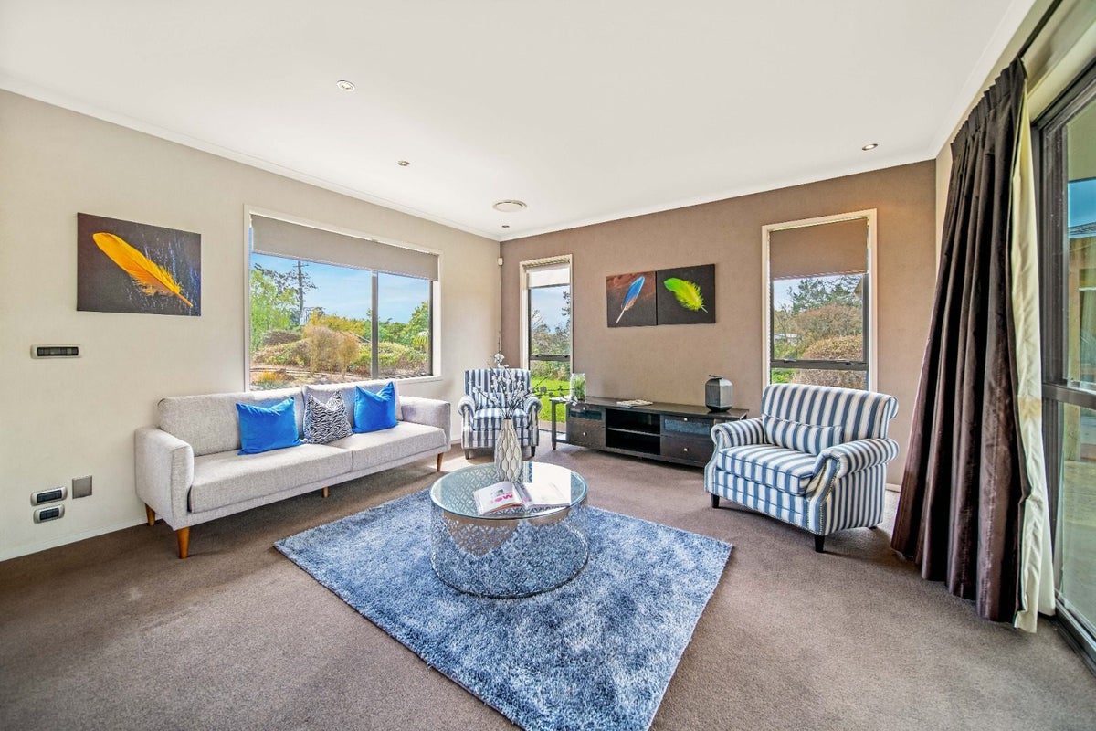 131 Foster Road, Kumeu - Carousel 2