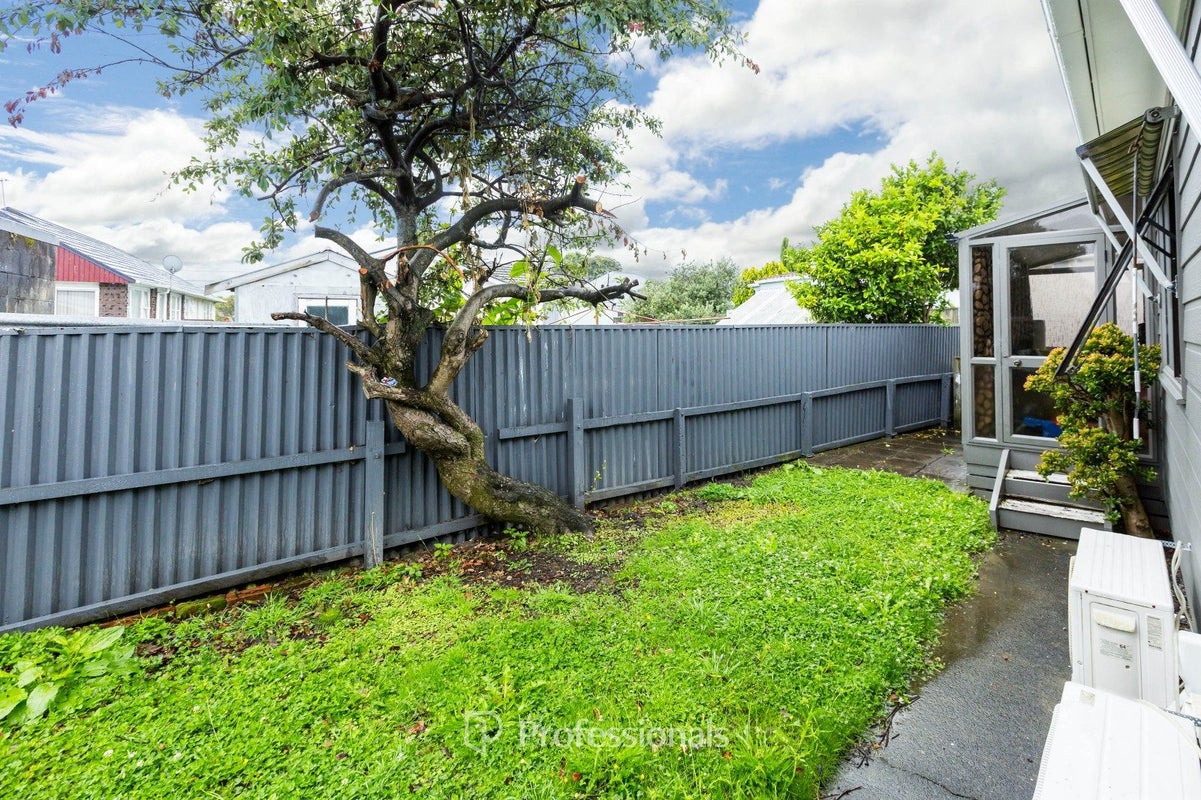 1/35 Colson Street, Avalon, Lower Hutt - Carousel 15