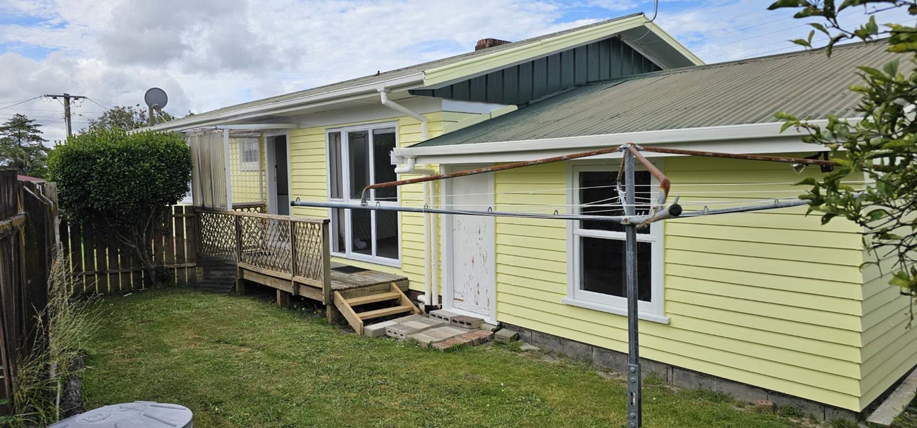 3 Marlene Avenue, Te Atatu South, Auckland - Carousel 8
