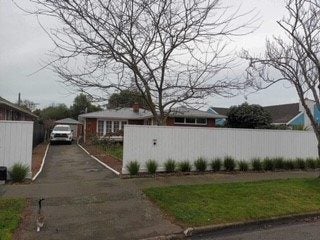 8 Ambleside Drive, Burnside, Christchurch - Carousel 2