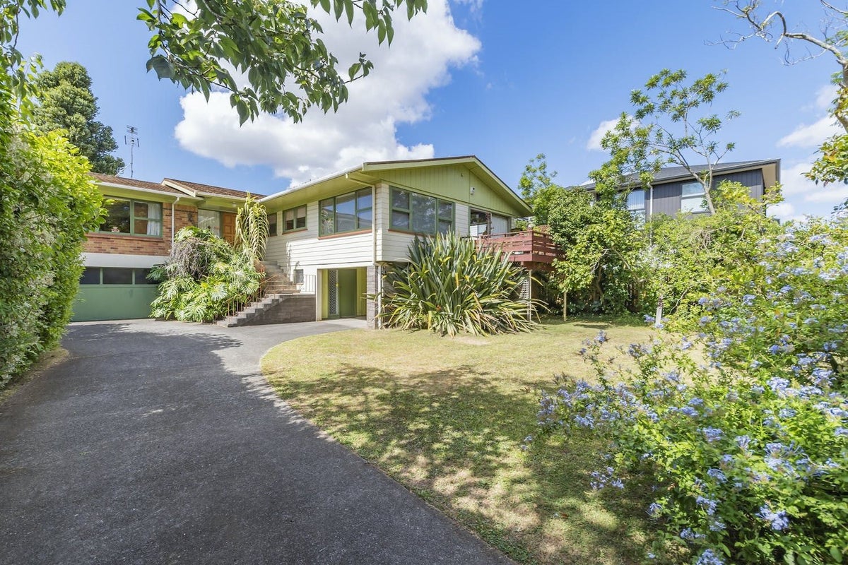 40 Beach Road, Pahurehure, Papakura - Carousel 1