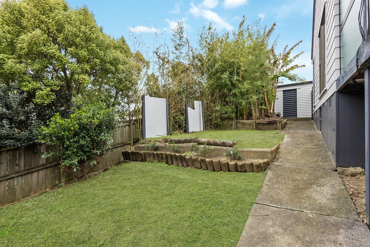 70 Hutchinsons Road, Bucklands Beach, Auckland - Carousel 26