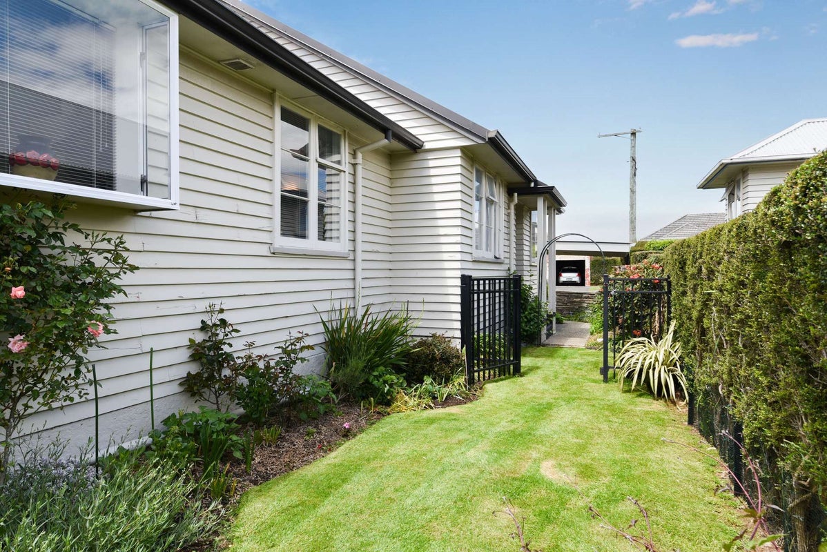 62 Balmain Street, Halfway Bush, Dunedin - Carousel 2