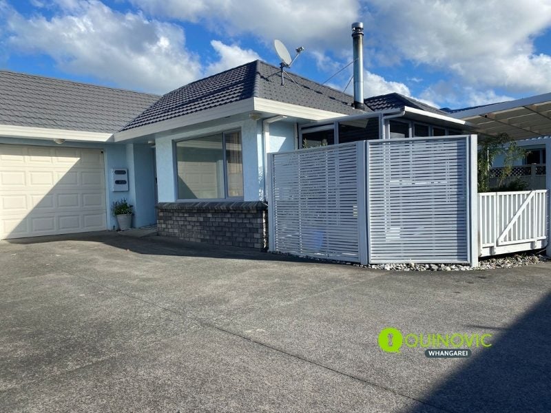 4B Park Avenue, Kensington, Whangarei - Carousel 1