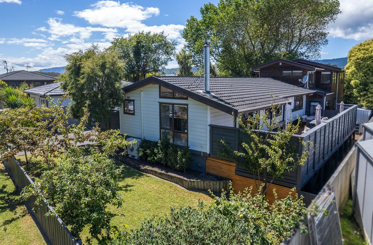 114 Matatua Road, Raumati Beach, Paraparaumu - Carousel 1