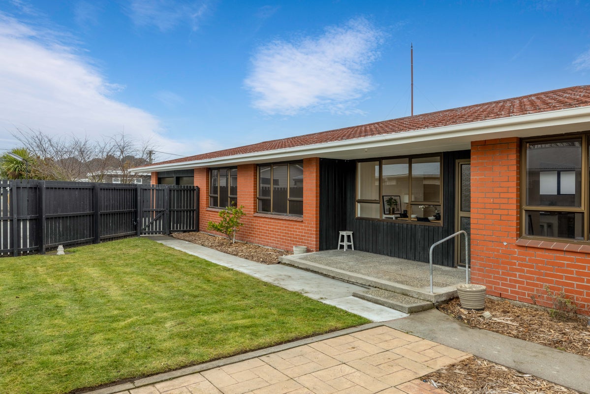 102 Baker Street, New Brighton, Christchurch - Carousel 1
