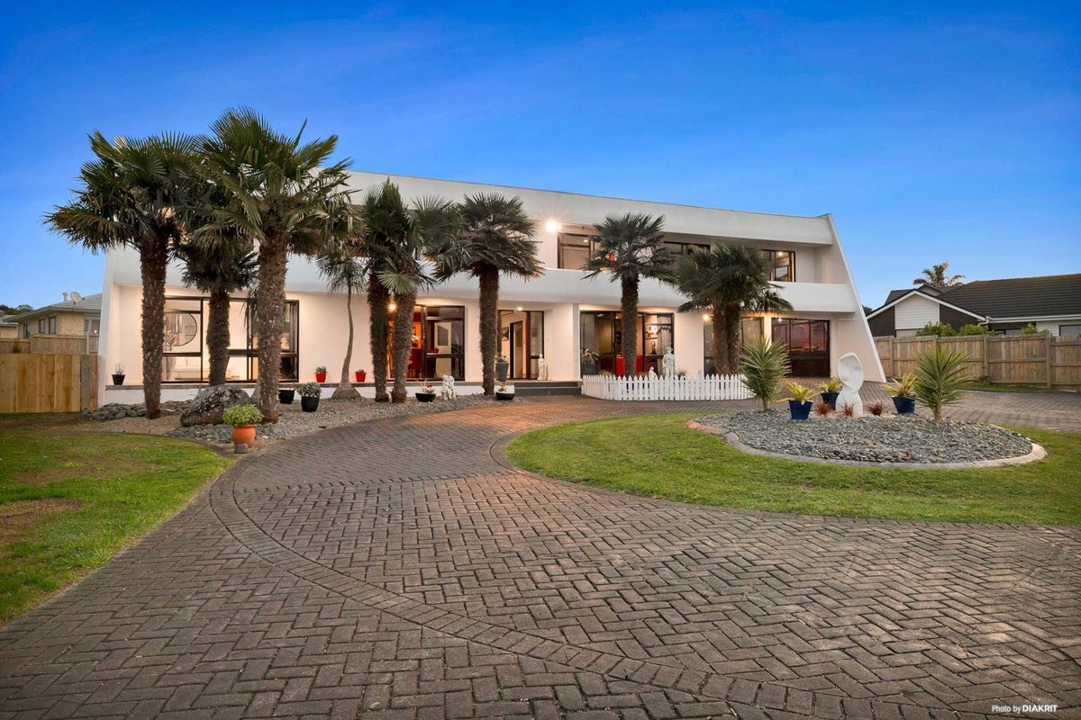 14 Emsworth Court, Pukekohe, Pukekohe - Carousel 1