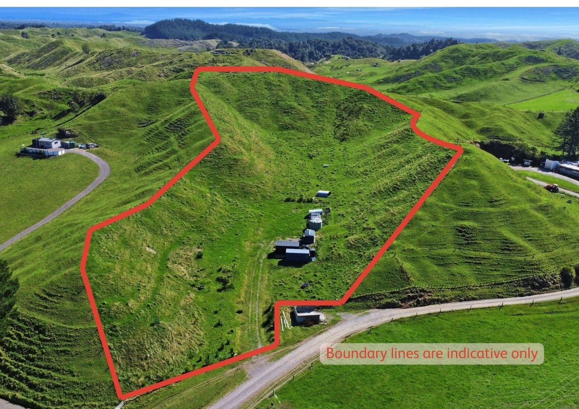 23 Iratumoana Road, Pikowai, Whakatane - Carousel 1