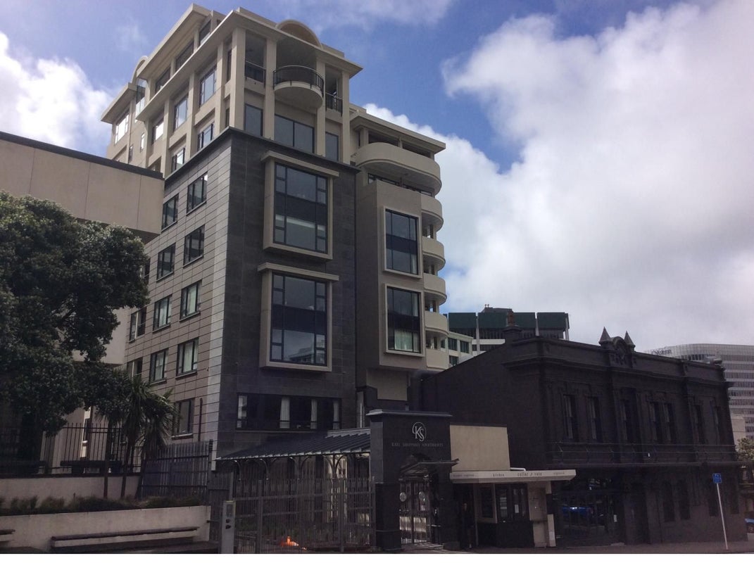 5H/42 Molesworth Street, Thorndon, Wellington - Carousel 1
