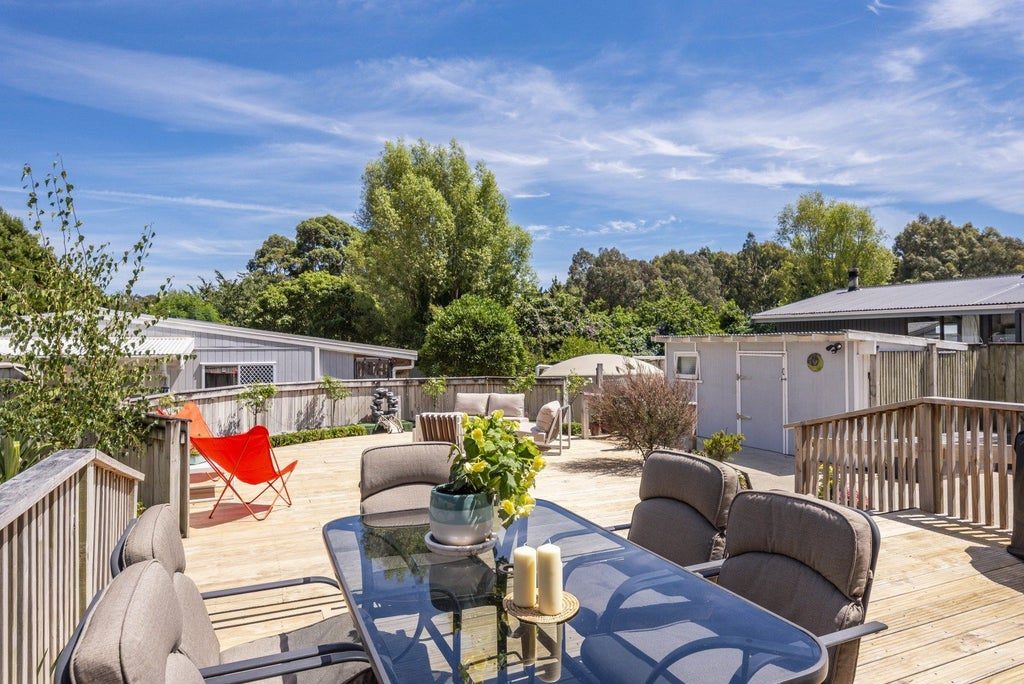 222 Main Road South, Raumati South, Paraparaumu - Carousel 50
