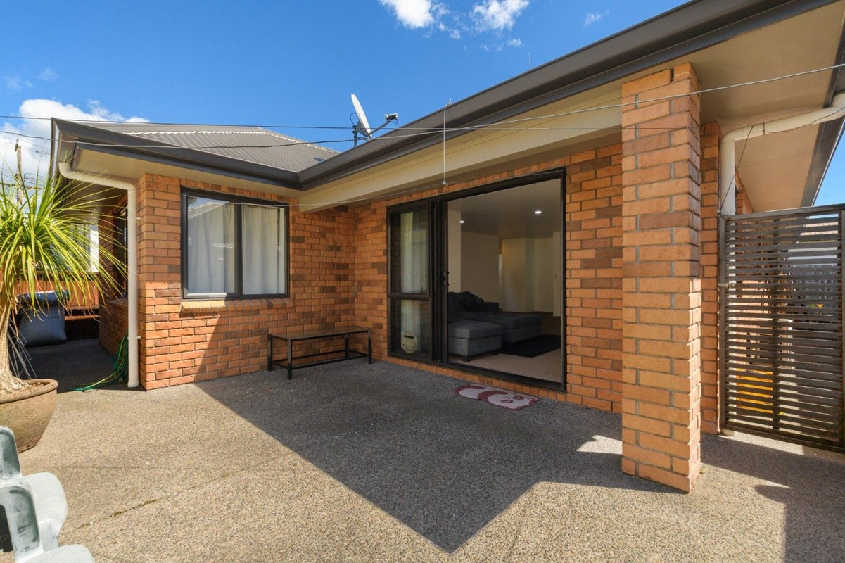 59B Clarke Street, Gate Pa, Tauranga - Carousel 2