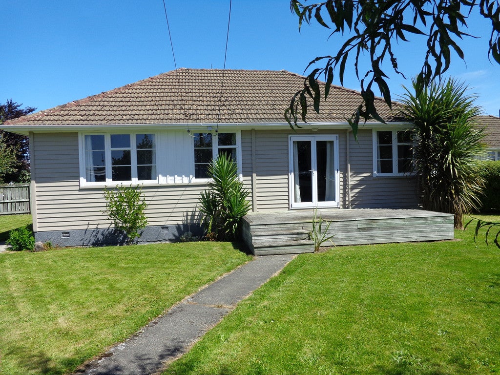 27 Crown Street, Balclutha - Carousel 23