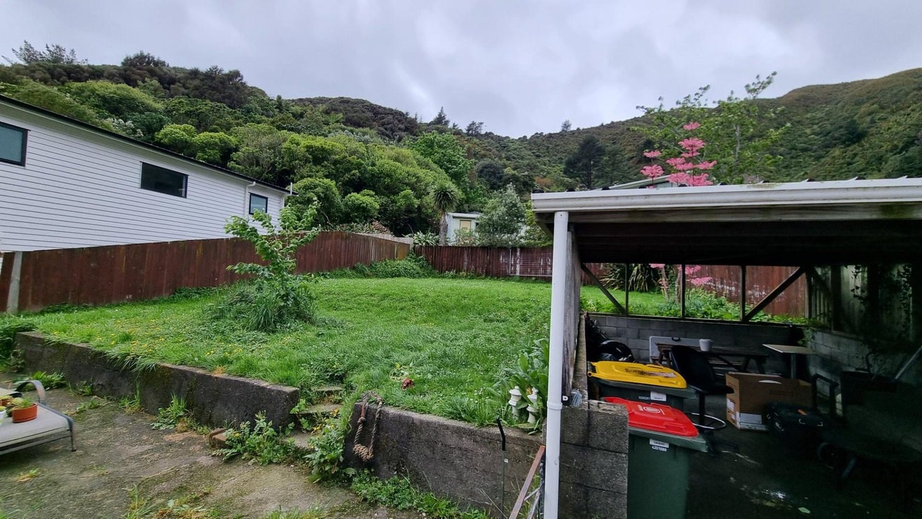 47 Judd Crescent, Naenae, Lower Hutt - Carousel 2